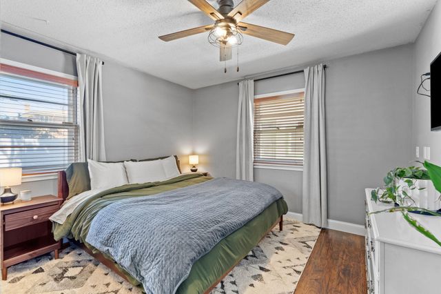 547 11th Avenue N, South Saint Paul, MN 55075