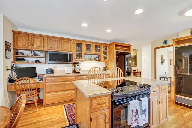 15 Devincent Dr, Stow, MA 01775