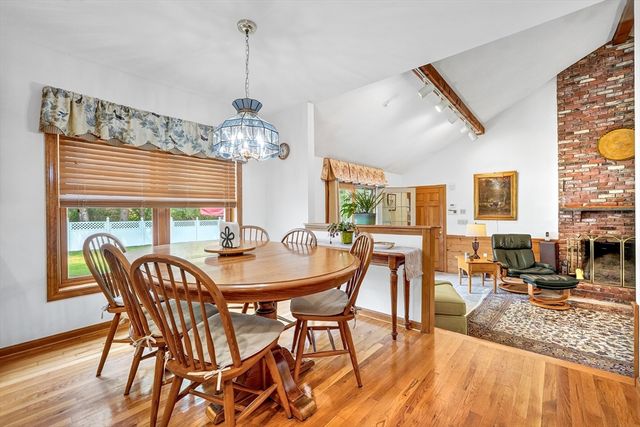 15 Devincent Dr, Stow, MA 01775