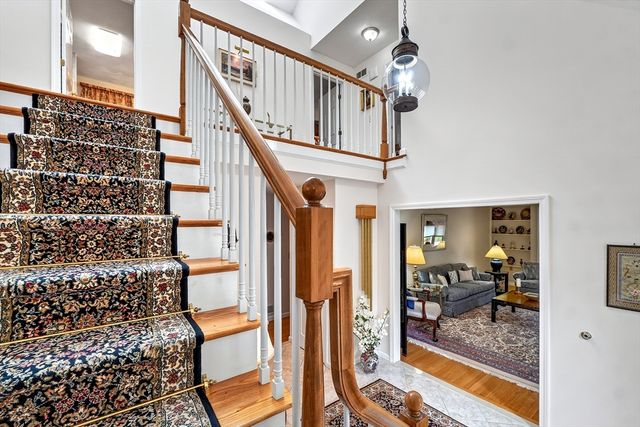 15 Devincent Dr, Stow, MA 01775