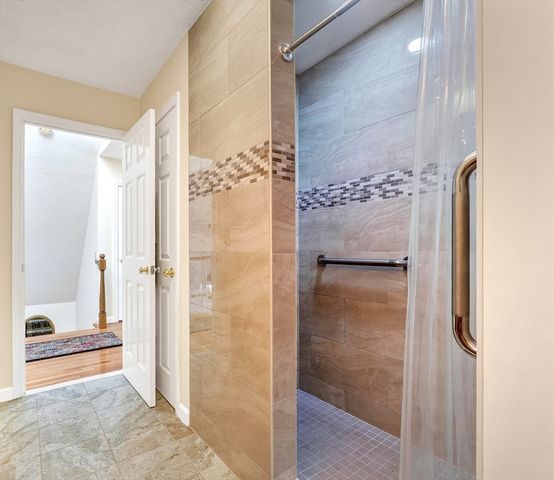 15 Devincent Dr, Stow, MA 01775