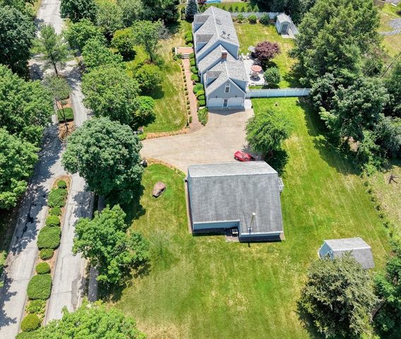15 Devincent Dr, Stow, MA 01775