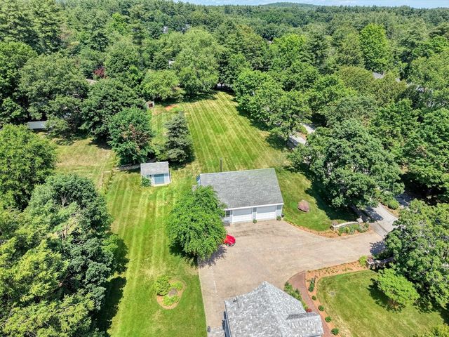 15 Devincent Dr, Stow, MA 01775