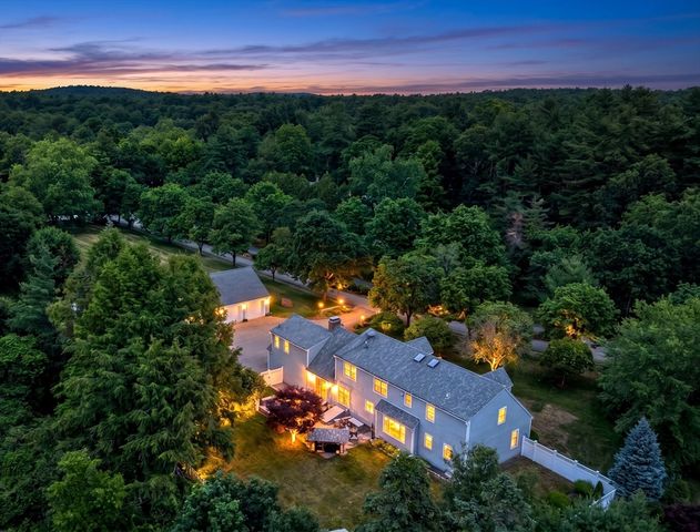 15 Devincent Dr, Stow, MA 01775