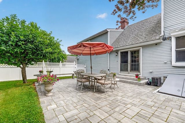 15 Devincent Dr, Stow, MA 01775