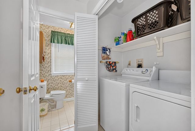 15 Devincent Dr, Stow, MA 01775