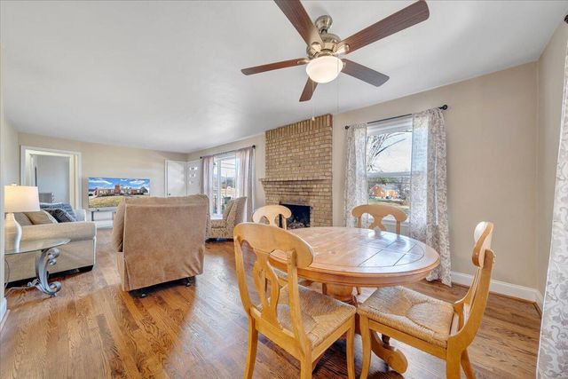 3808 Cove RD, Roanoke, VA 24017