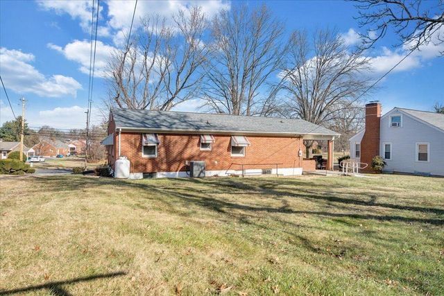 3808 Cove RD, Roanoke, VA 24017