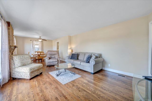 3808 Cove RD, Roanoke, VA 24017