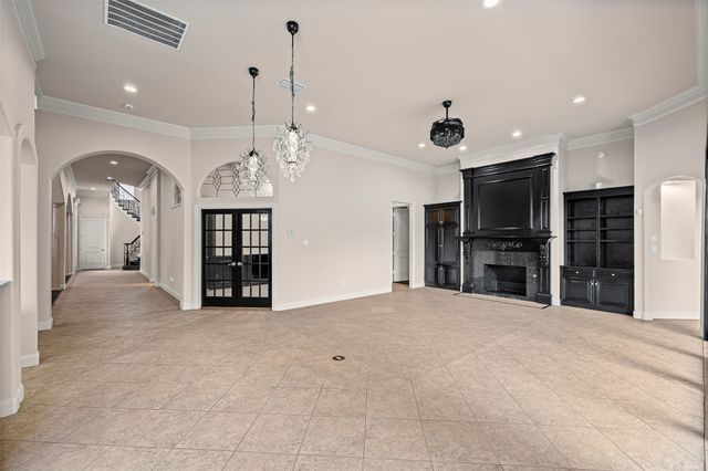 1900 Wilder Lane, Arlington, TX 76006