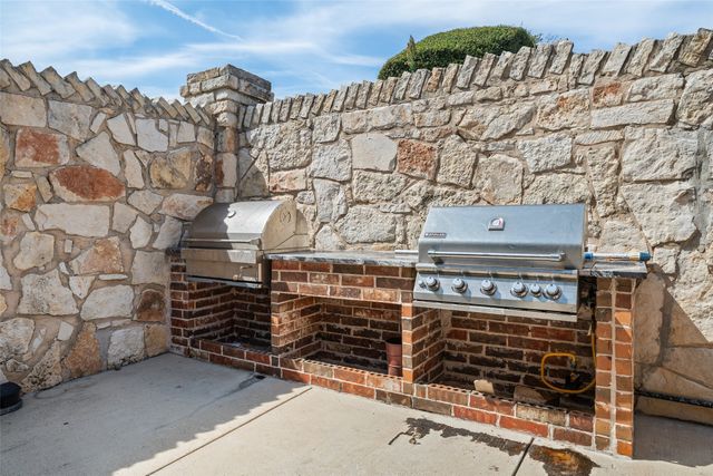 1900 Wilder Lane, Arlington, TX 76006