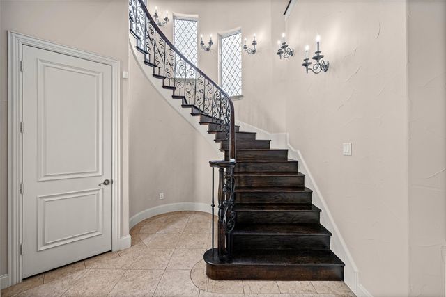 1900 Wilder Lane, Arlington, TX 76006