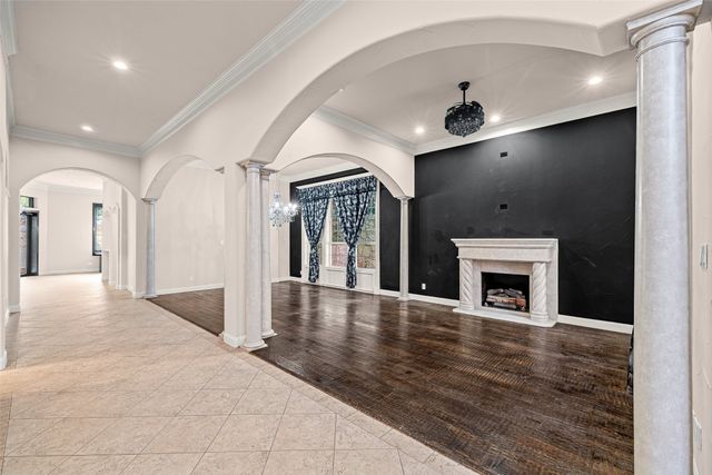 1900 Wilder Lane, Arlington, TX 76006