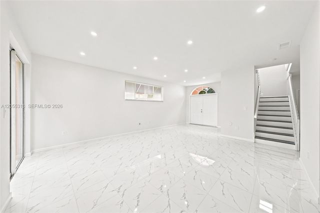 8684 NW 1st St 0, Miami, FL 33126