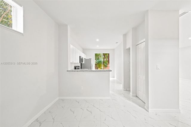 8684 NW 1st St 0, Miami, FL 33126