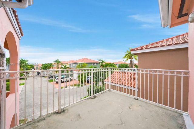 8684 NW 1st St 0, Miami, FL 33126