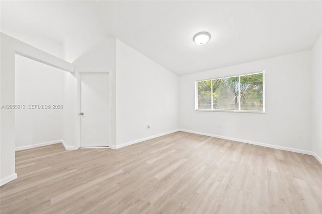 8684 NW 1st St 0, Miami, FL 33126