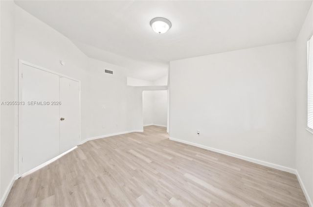 8684 NW 1st St 0, Miami, FL 33126