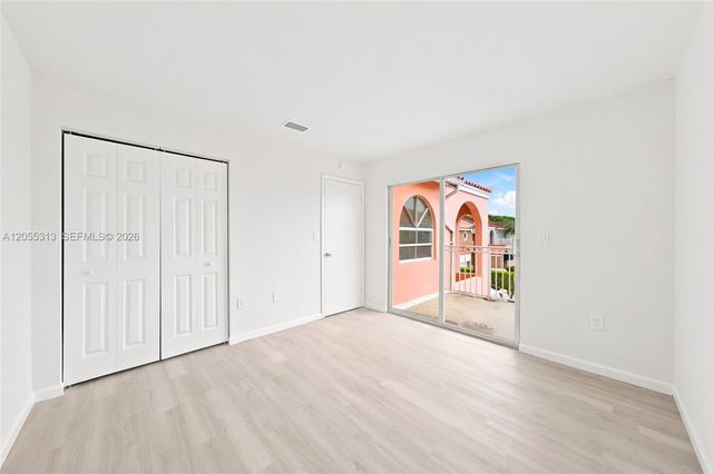 8684 NW 1st St 0, Miami, FL 33126