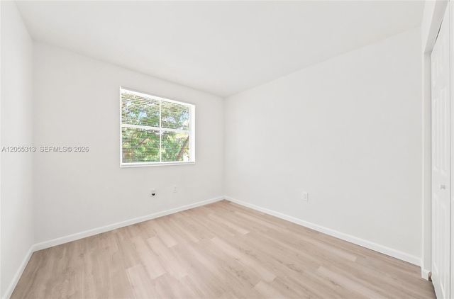 8684 NW 1st St 0, Miami, FL 33126