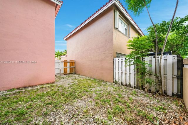 8684 NW 1st St 0, Miami, FL 33126