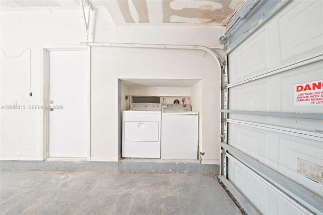 8684 NW 1st St 0, Miami, FL 33126