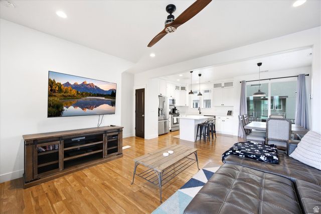 11239 S CLEAR BLUE DR, South Jordan, UT 84009