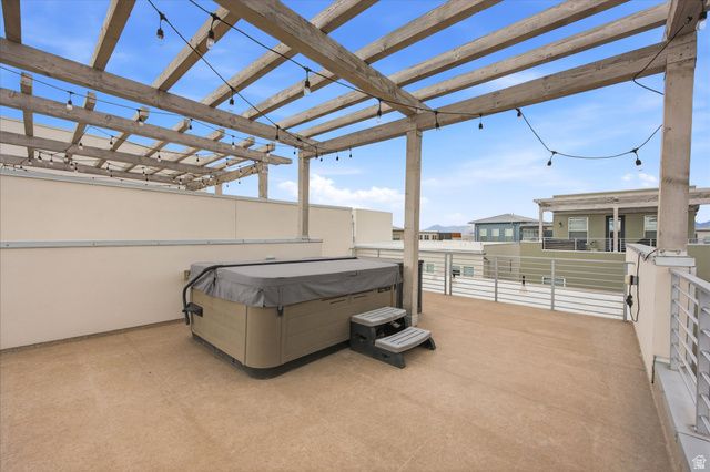 11239 S CLEAR BLUE DR, South Jordan, UT 84009