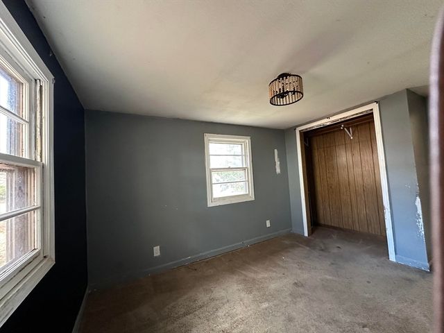 116 Chases Grove Rd, Derry, NH 03038