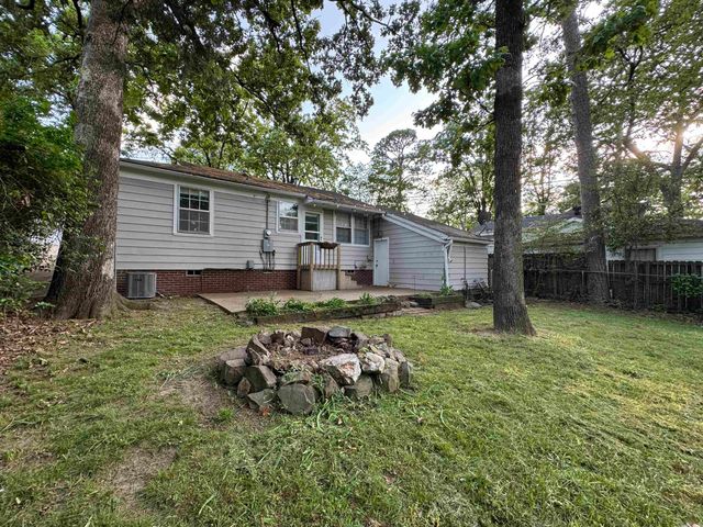 6316 Kenwood Rd, Little Rock, AR 72207