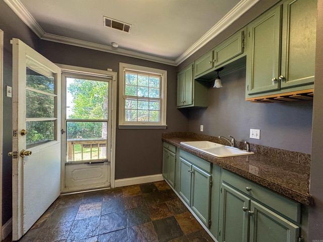6316 Kenwood Rd, Little Rock, AR 72207