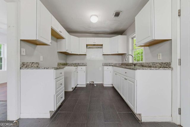 254 Pauladean Circle SE, Marietta, GA 30067