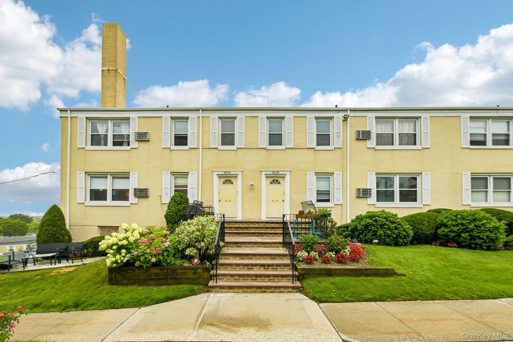 251-24 71st Avenue 87A, Bellerose, NY 11426 — photo 2