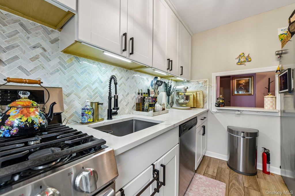 251-24 71st Avenue 87A, Bellerose, NY 11426 — photo 5
