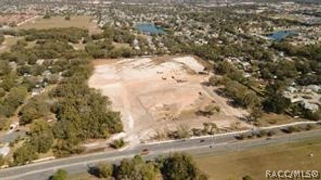 1175 HWY466 Highway, Lady Lake, FL 32159