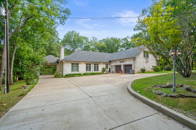 144A Dogwood Springs Dr, Portland, TN 37148