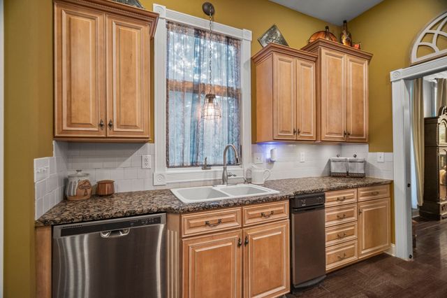 144A Dogwood Springs Dr, Portland, TN 37148