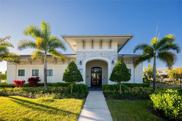 28510 SW 134th Ave, Homestead, FL 33033