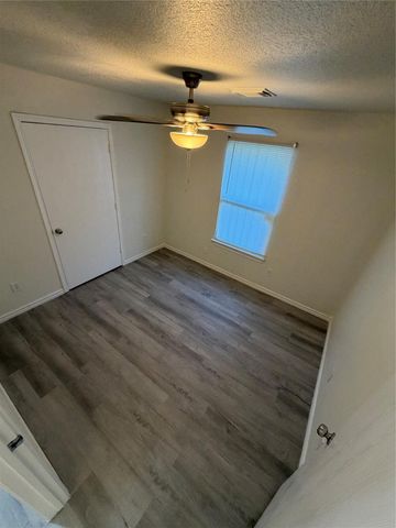 2017 Worms Street, Houston, TX 77020