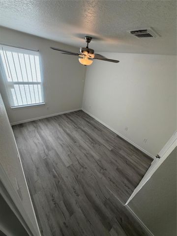2017 Worms Street, Houston, TX 77020