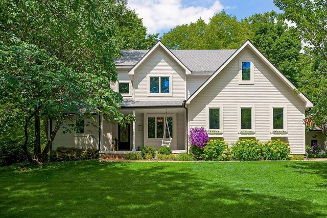 200 N Metcalf Road, Louisburg, KS 66053