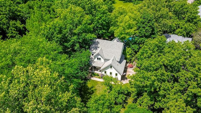 200 N Metcalf Road, Louisburg, KS 66053
