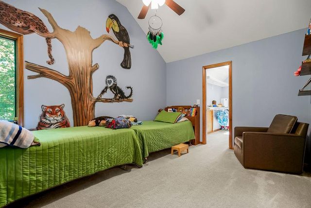 200 N Metcalf Road, Louisburg, KS 66053