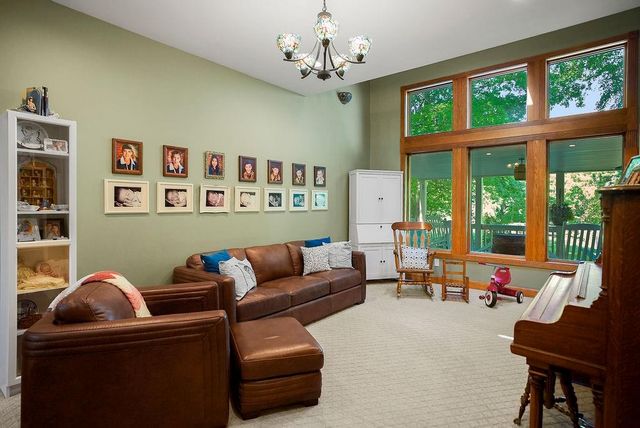 200 N Metcalf Road, Louisburg, KS 66053