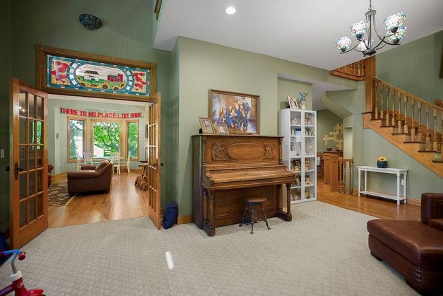 200 N Metcalf Road, Louisburg, KS 66053
