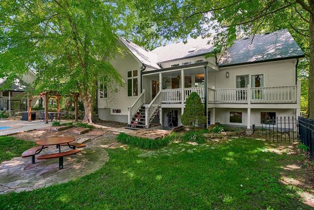 200 N Metcalf Road, Louisburg, KS 66053