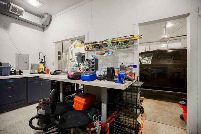 200 N Metcalf Road, Louisburg, KS 66053