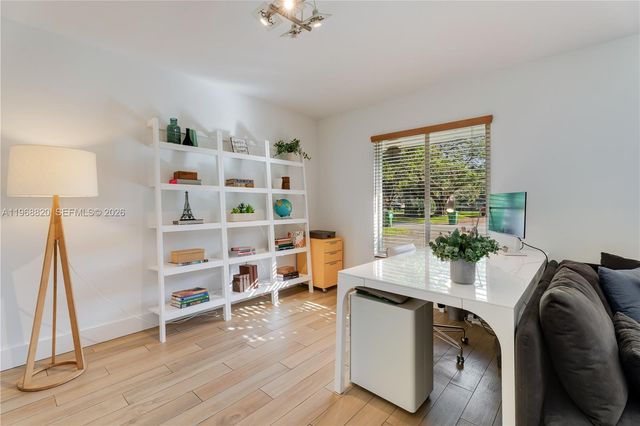 15200 SW 77th Ct, Palmetto Bay, FL 33157