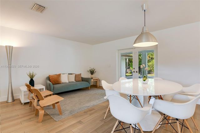 15200 SW 77th Ct, Palmetto Bay, FL 33157