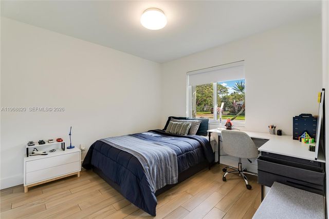 15200 SW 77th Ct, Palmetto Bay, FL 33157